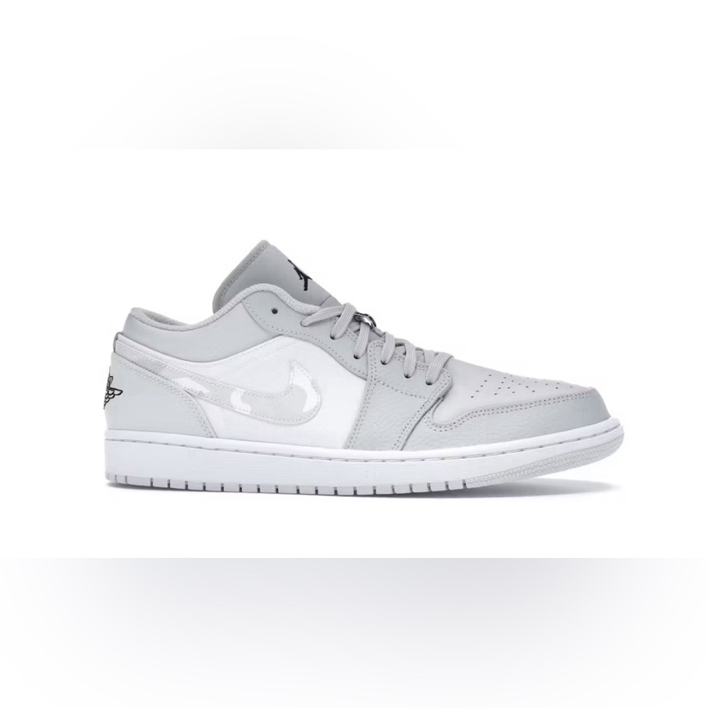 Women’s Jordan 1 low WHITE CAMO
